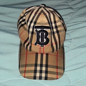 Berberry Mens Hat